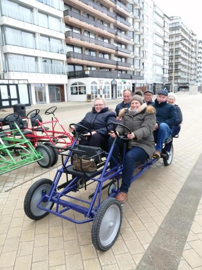 Lovely N° 9 Op Ieder Moment Een Prachtig Zeezicht & Zwembad Middelkerke Exteriör bild